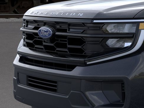 New 2026 Ford Expedition Active RWD image 17