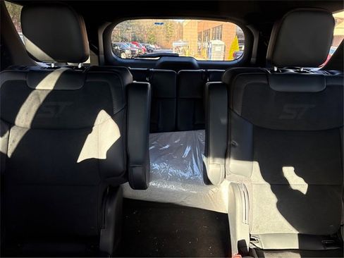 New 2026 Ford Explorer ST w/ Sun And Sound Package image 18