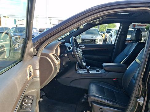 Used 2015 Jeep Grand Cherokee Limited w/ Trailer Tow Group IV AWD/4WD image 13