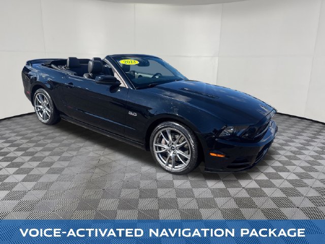 Used 2013 Ford Mustang GT Premium w/ Electronics Pkg RWD image 8