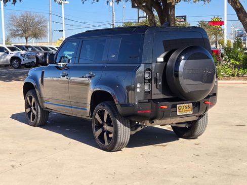 Used 2024 Land Rover Defender 110 X image 5