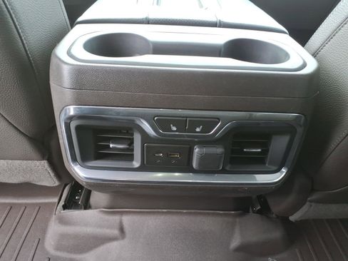 Used 2019 GMC Sierra 1500 Denali w/ Technology Package image 16