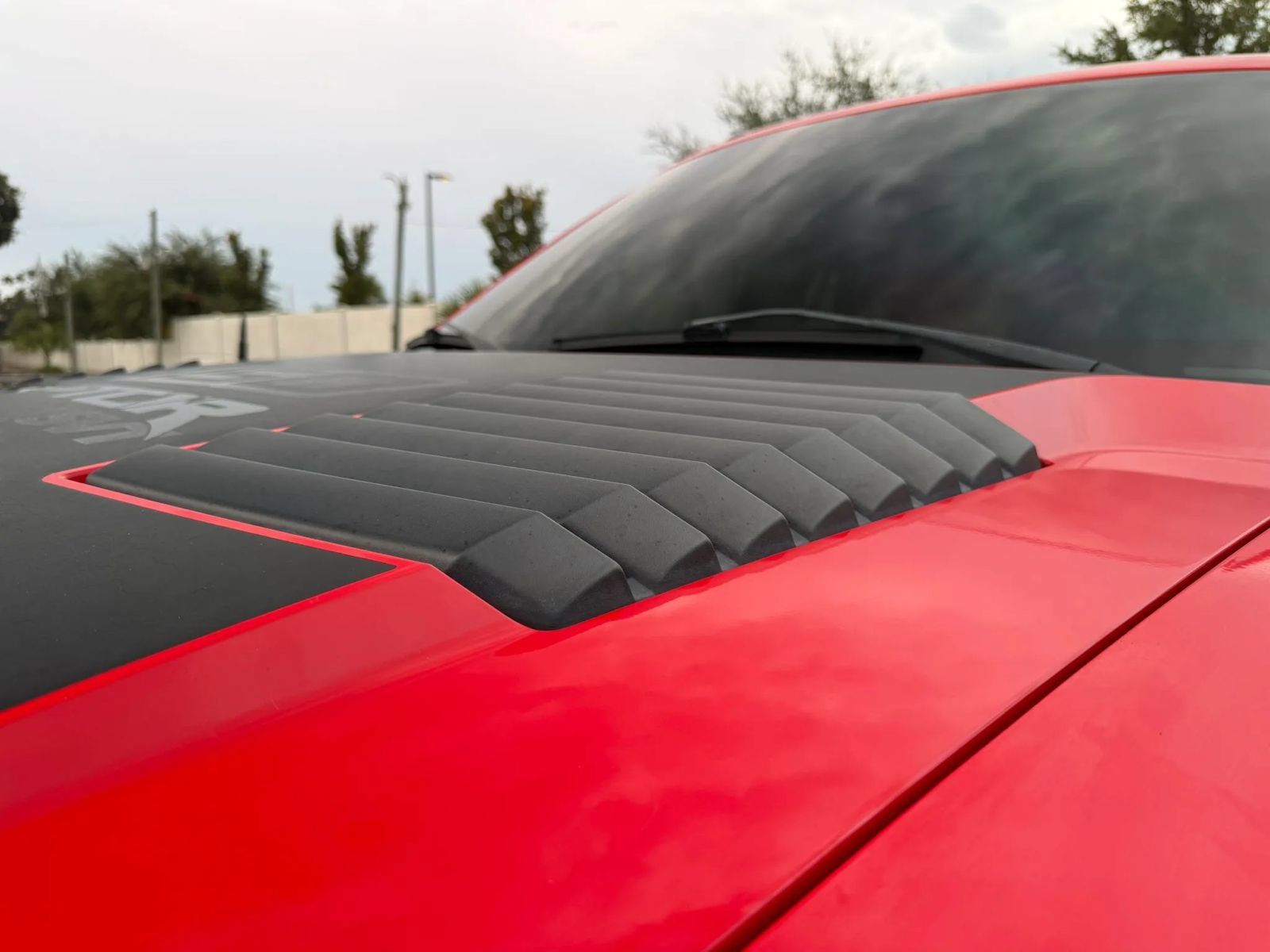 Used 2012 Ford F150 Raptor w/ SVT Exterior Graphics Pkg AWD/4WD image 26
