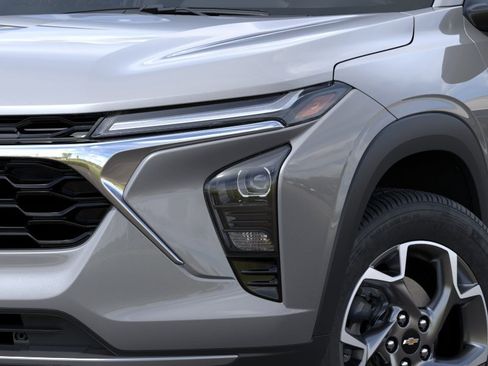 New 2026 Chevrolet Trax LT FWD image 34