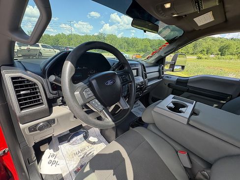 Used 2017 Ford F350 XL AWD/4WD image 17