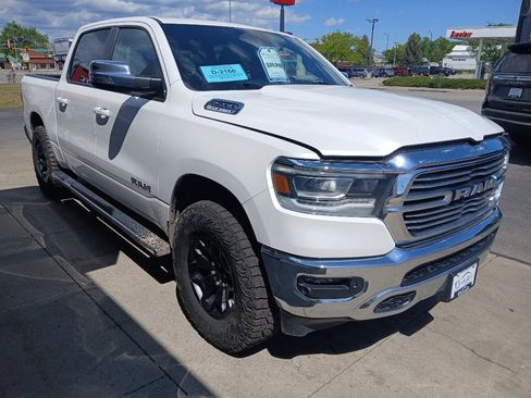 Used 2023 RAM 1500 Laramie AWD/4WD image 5