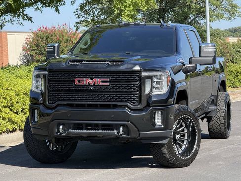 Used 2020 GMC Sierra 3500 Denali w/ Denali Ultimate Package AWD/4WD image 2