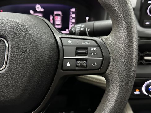 Used 2023 Honda Accord EX image 23