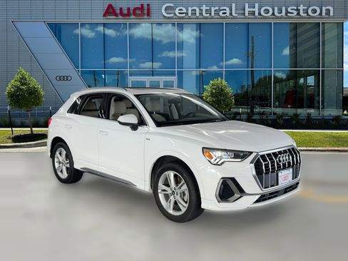 Used 2022 Audi Q3 2.0T Premium Plus w/ Premium Plus Package image 7