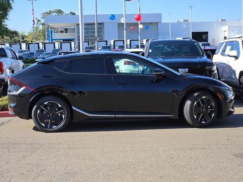 New 2025 Kia EV6 Wind AWD/4WD image 4