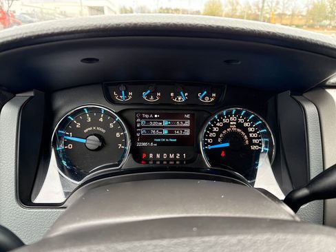 Used 2014 Ford F150 XLT w/ Equipment Group 302A Luxury image 16