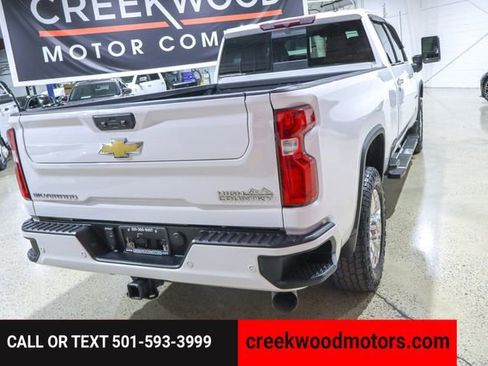 Used 2022 Chevrolet Silverado 3500 High Country w/ Safety Package II image 4