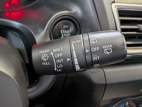 Used 2016 MAZDA MAZDA3 i Sport image 23