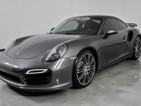 Used 2014 Porsche 911 Turbo image 6
