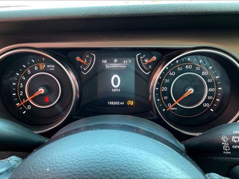 Used 2019 Jeep Wrangler Unlimited Sport S AWD/4WD image 12