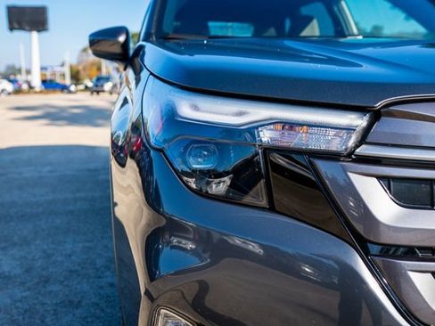 Certified 2025 Subaru Forester Premium image 21