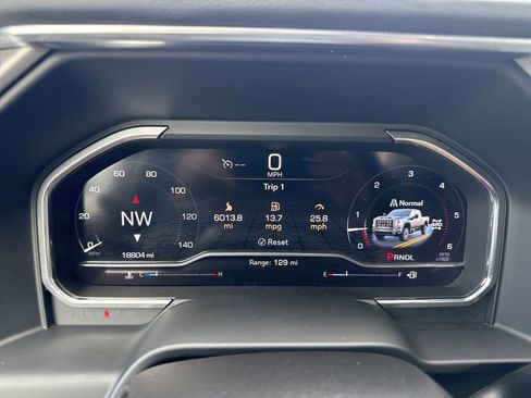 Used 2024 GMC Sierra 3500 Denali image 27