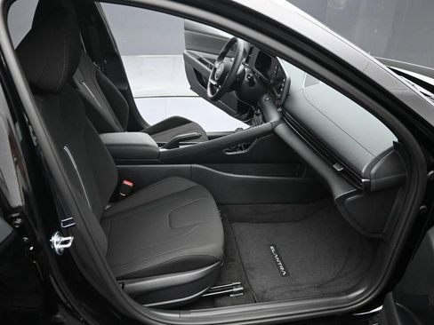 New 2026 Hyundai Elantra Sport FWD image 30