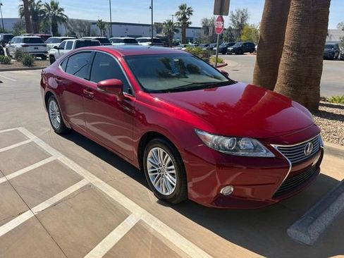 Used 2013 Lexus ES 350 w/ Premium Pkg FWD image 2