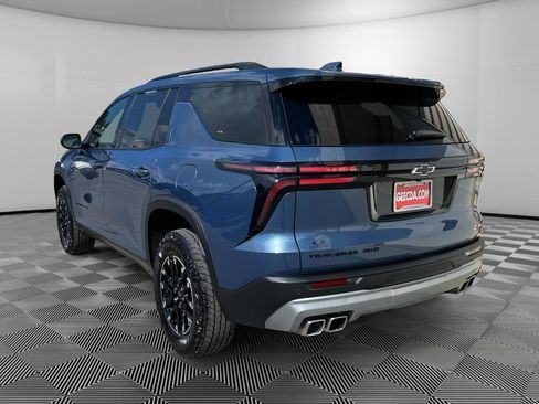 Used 2025 Chevrolet Traverse Z71 w/ LPO, Floor Liner Package AWD/4WD image 6