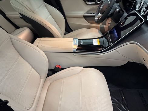 Used 2026 Mercedes-Benz C 300 Sedan image 30
