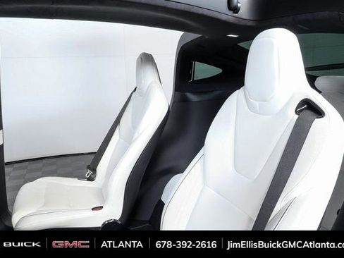 Used 2022 Tesla Model X Plaid image 19
