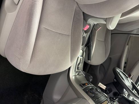 Used 2011 Toyota Corolla LE FWD image 21