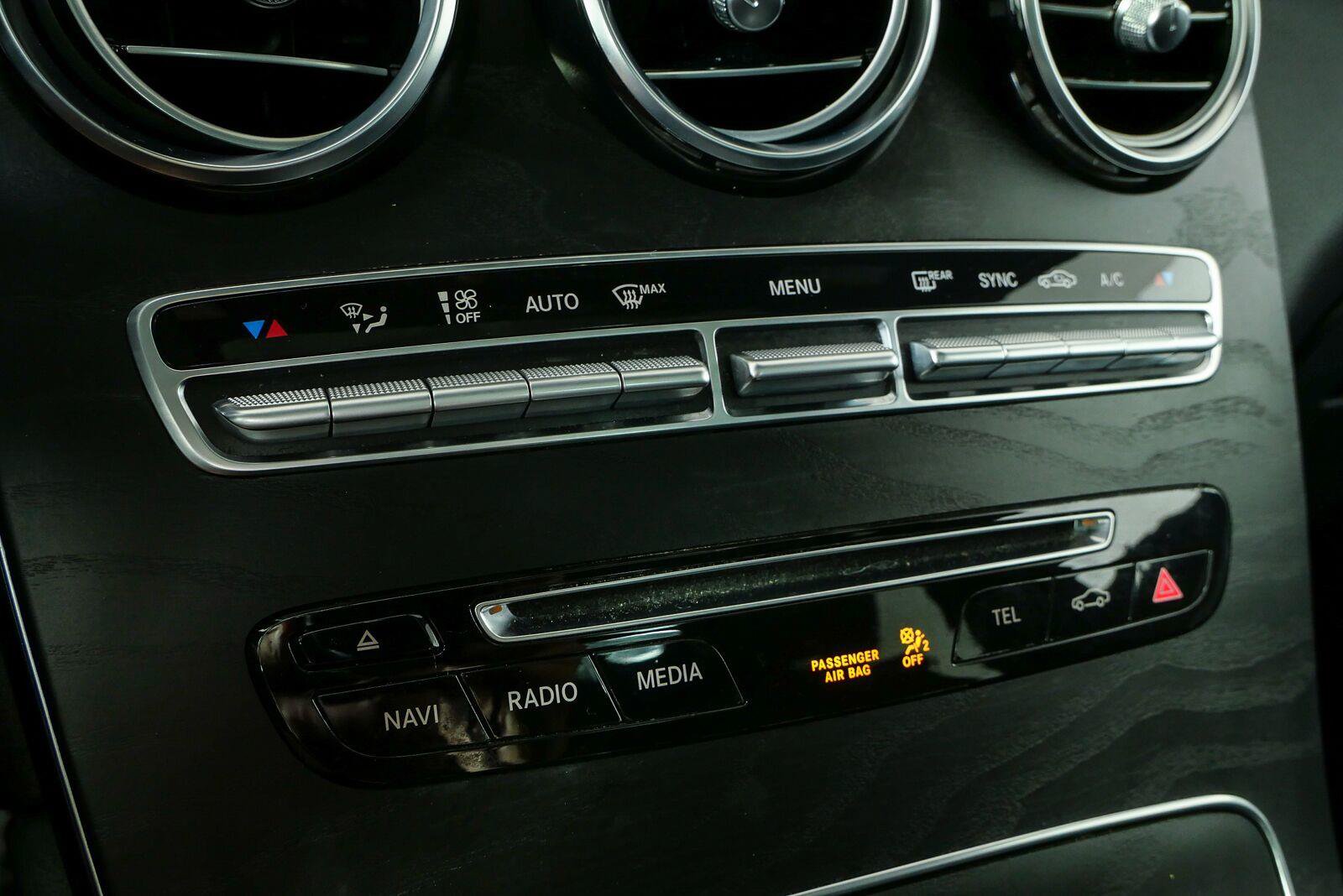Used 2019 Mercedes-Benz GLC 300 image 16