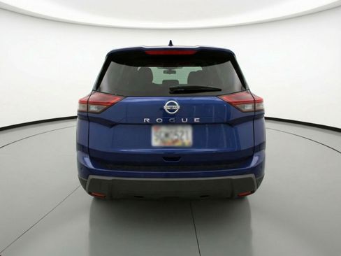 Used 2025 Nissan Rogue SV image 7