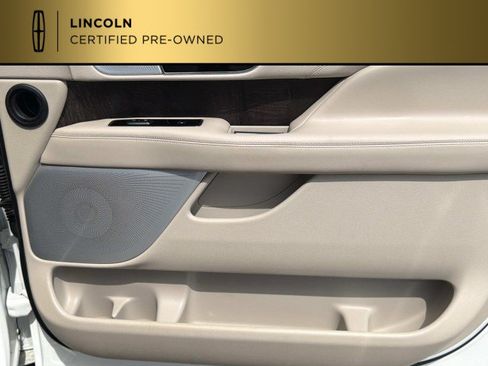 Certified 2021 Lincoln Navigator Reserve w/ Luxury Package AWD/4WD image 14
