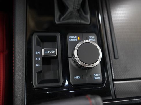 Used 2025 Toyota Sequoia TRD Pro AWD/4WD image 31