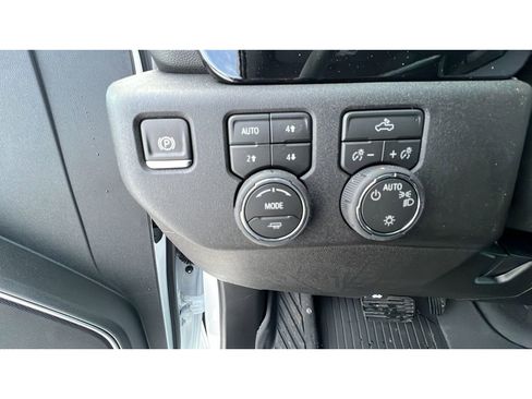 New 2026 Chevrolet Silverado 1500 LT image 23