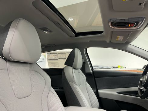 New 2026 Hyundai Elantra Limited image 14