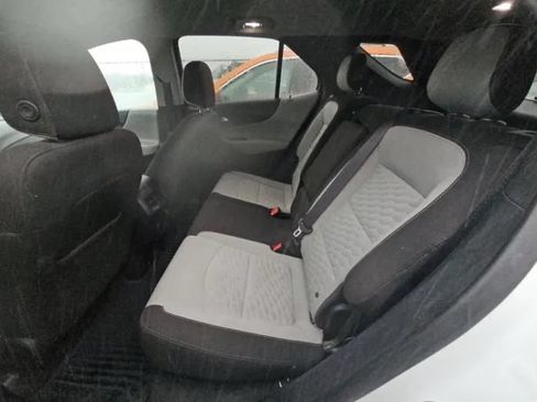 Used 2018 Chevrolet Equinox LS AWD/4WD image 6