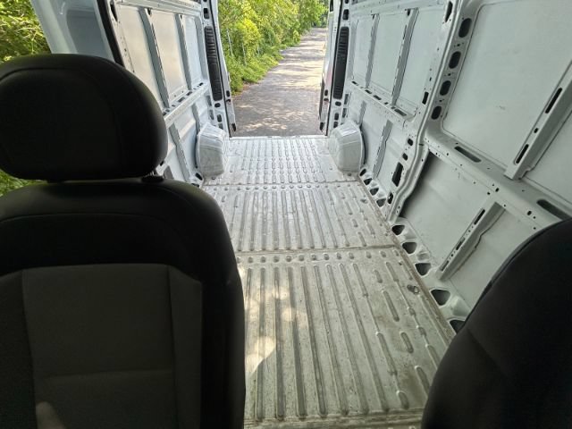 Used 2025 RAM ProMaster 2500 w/ Convenience Group FWD image 28
