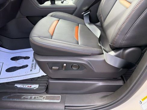 New 2026 GMC Sierra 1500 AT4 w/ AT4 Premium Package AWD/4WD image 16