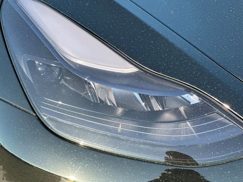 Used 2021 Tesla Model 3 Standard Range Plus image 10