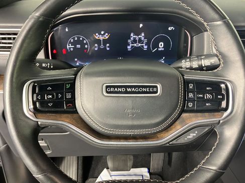Used 2022 Jeep Grand Wagoneer Series II AWD/4WD image 14