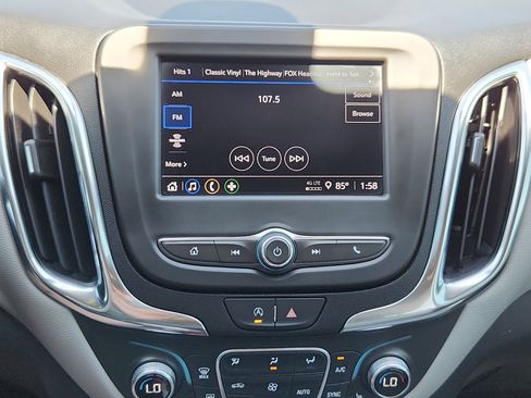 Used 2024 Chevrolet Equinox LT AWD/4WD image 23