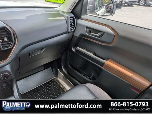 Used 2022 Ford Bronco Sport Outer Banks w/ Tech Package AWD/4WD image 16