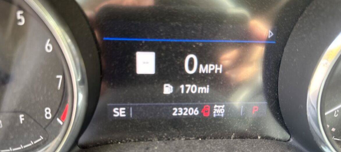 Used 2023 Buick Encore GX Essence w/ Advanced Technology Package AWD/4WD image 8