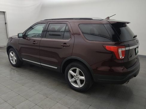 Used 2019 Ford Explorer XLT w/ Equipment Group 201A image 3