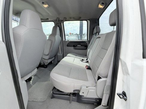 Used 2005 Ford F250 XLT AWD/4WD image 16