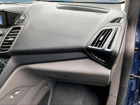 Used 2022 Ford Transit Connect XL FWD image 16