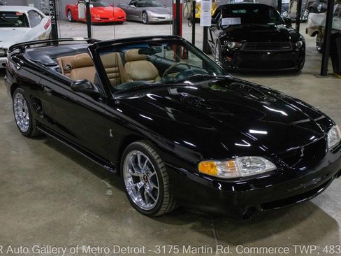 Used 1996 Ford Mustang Cobra RWD image 10