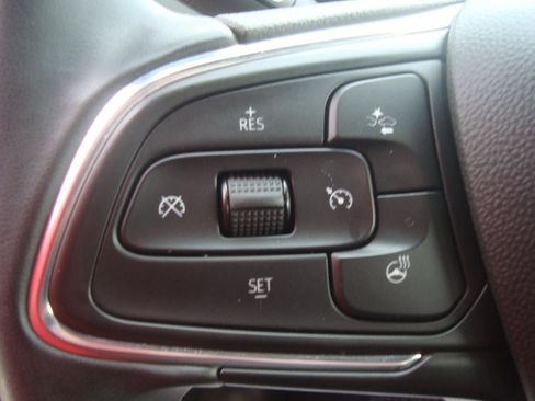 Used 2024 Buick Envista Sport Touring w/ Convenience I Package image 11