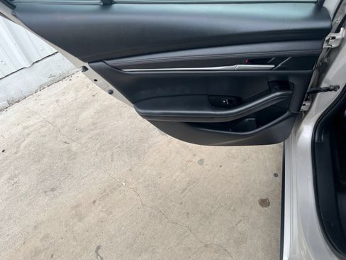 Used 2025 MAZDA MAZDA3 s FWD image 12