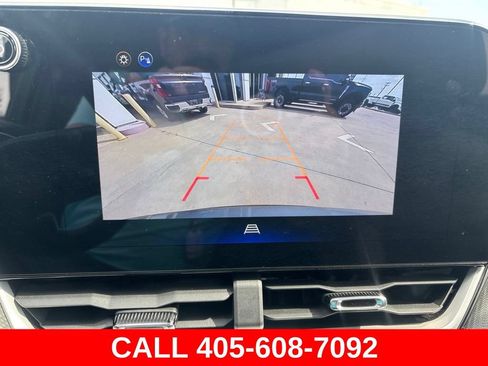 Used 2025 Chevrolet Equinox LT FWD image 13