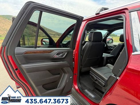 Used 2024 Chevrolet Tahoe Premier w/ Premium Package AWD/4WD image 26