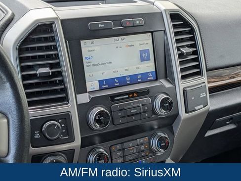 Used 2019 Ford F150 Lariat w/ Equipment Group 502A Luxury AWD/4WD image 19